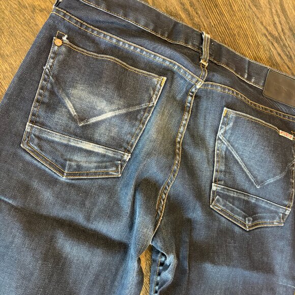 Hudson Byron Straight Jeans - 34 - Picture 4 of 7